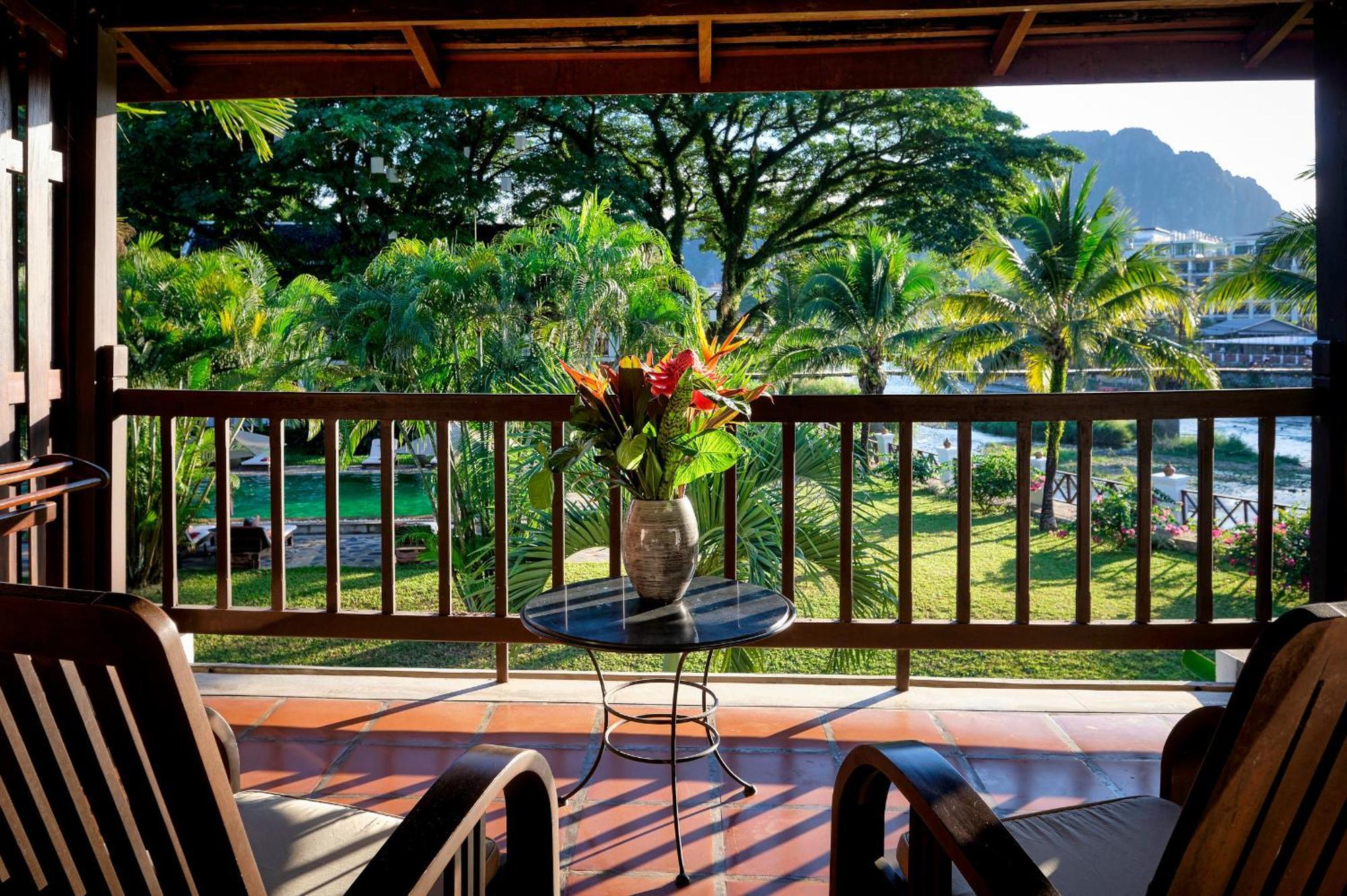 Riverside Boutique Resort, Vang Vieng Exterior photo