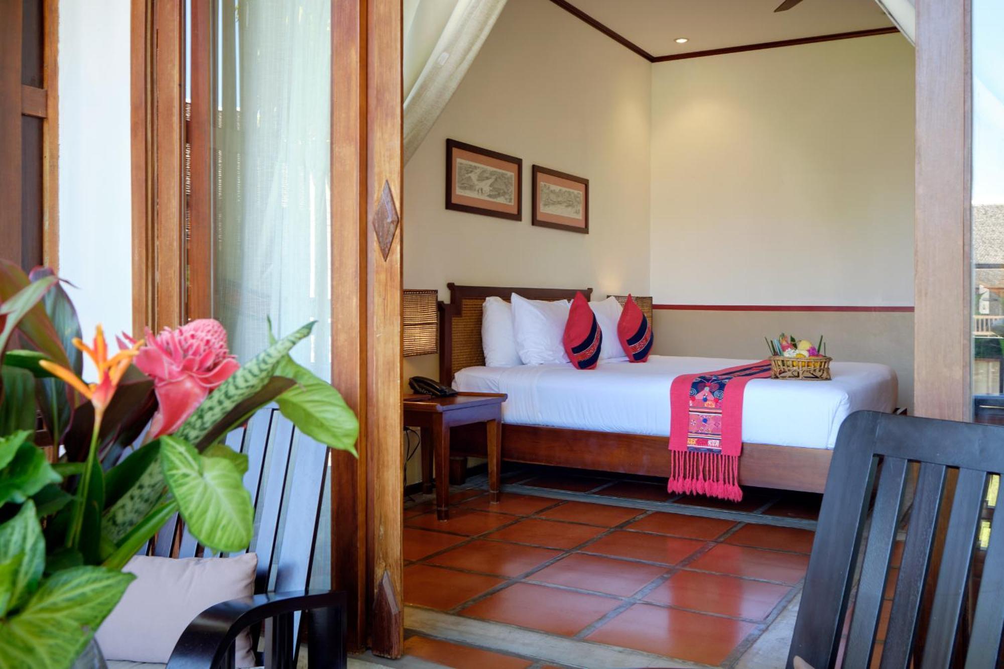 Riverside Boutique Resort, Vang Vieng Exterior photo