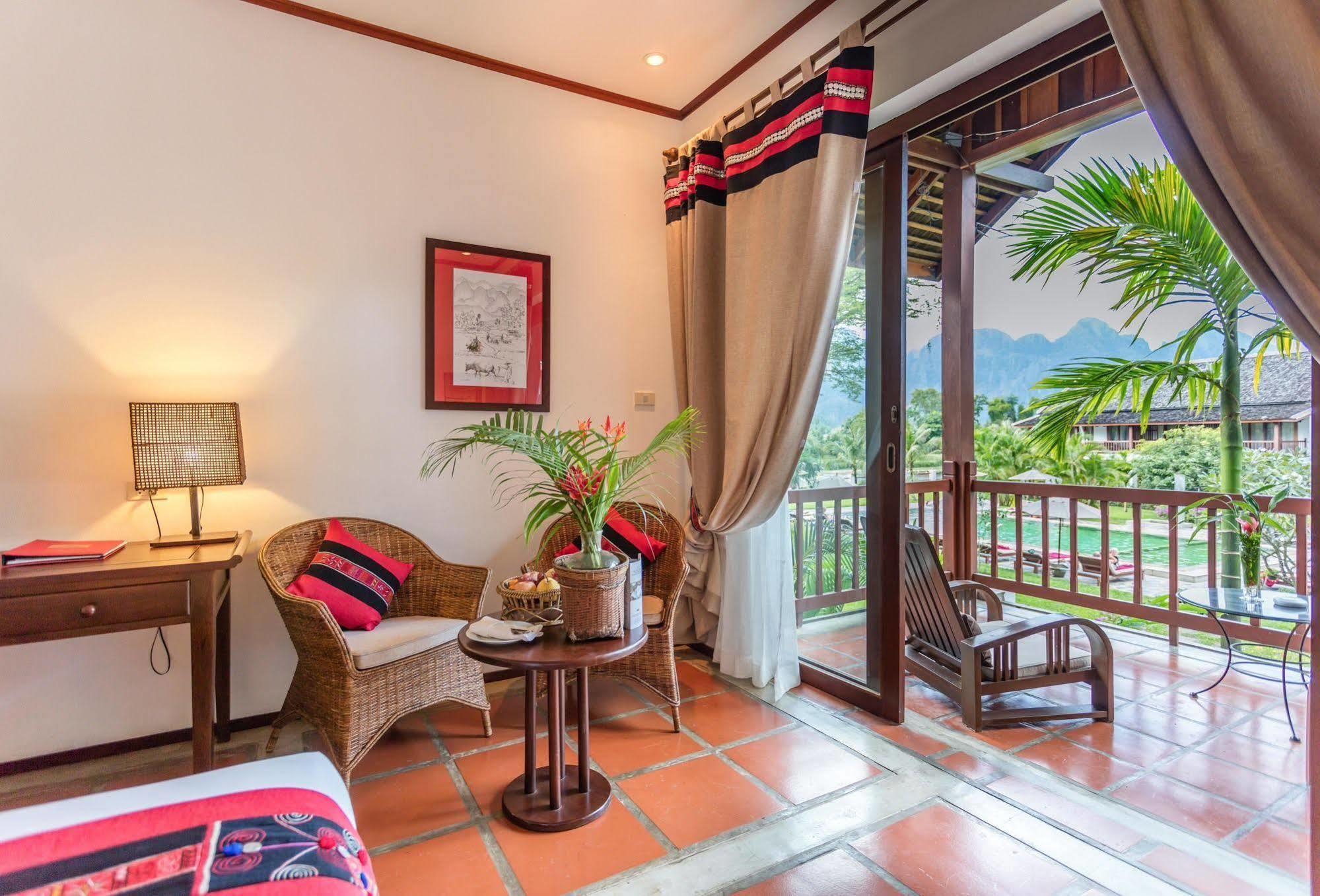 Riverside Boutique Resort, Vang Vieng Exterior photo